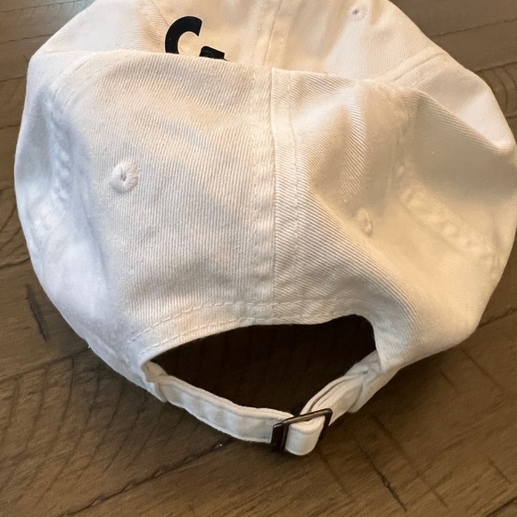 NWOT Nike White Vanderbilt Commodores Cap with Gold Logo - Picture 5 of 5